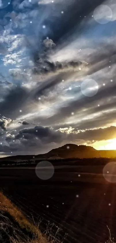 Dramatic sunset with clouds and sun rays in a stunning sky.