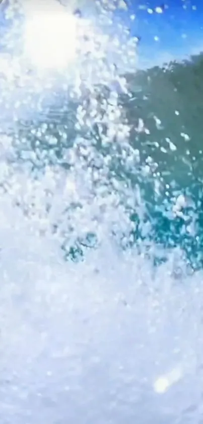 Vibrant ocean wave with splashing water.