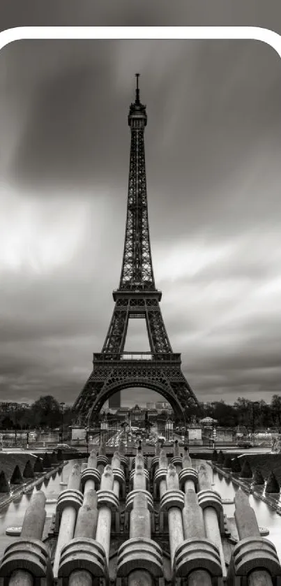 Black and white Eiffel Tower wallpaper for mobile devices.