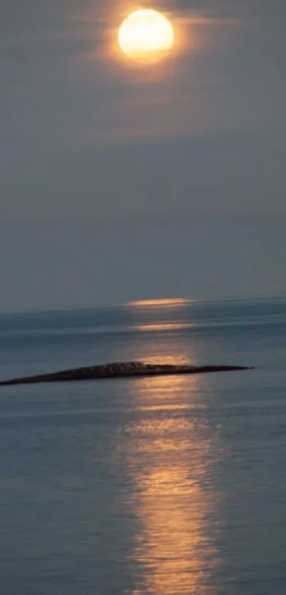 Tranquil ocean sunset with peaceful reflections on the water.