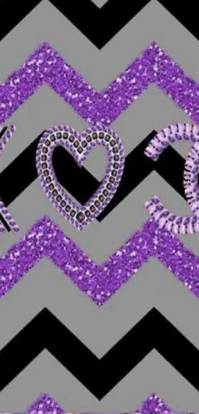 Purple glitter chevron wallpaper with chic heart design.