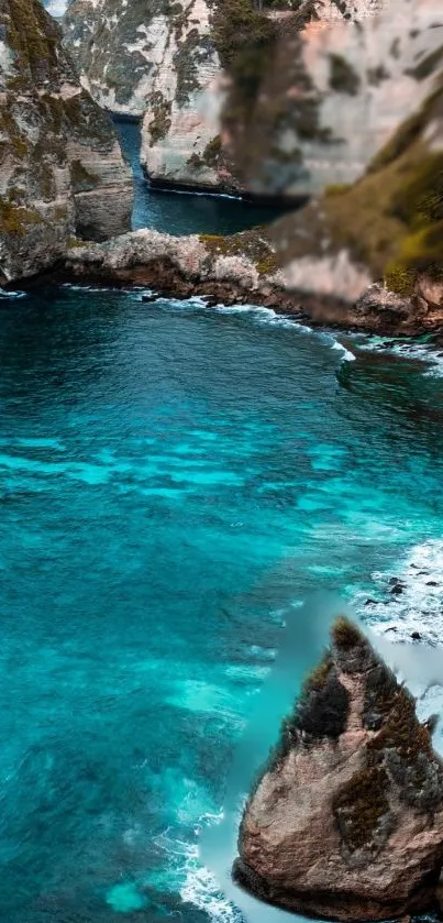 Turquoise waters and cliffs coastal wallpaper.