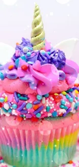 Colorful unicorn cupcake wallpaper with sprinkles and pastel hues.