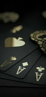 Elegant black and gold playing cards wallpaper.