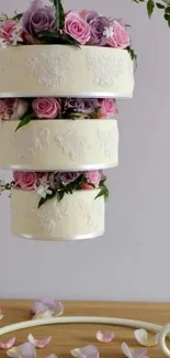 Three-tiered pastel floral cake wallpaper.