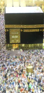 Mobile wallpaper showing Kaaba surrounded by pilgrims in Mecca.