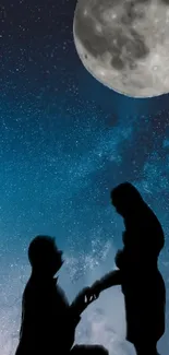 Silhouette proposal under moonlit starry sky wallpaper