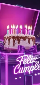 Birthday cake in purple gift box with candles and 'Feliz Cumple' text.
