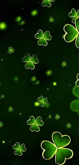 Vibrant green clover leaf pattern wallpaper.