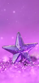 Purple star on glittering violet background wallpaper.